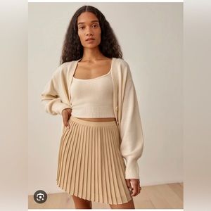 Reformation Lovell Skirt - Size XL